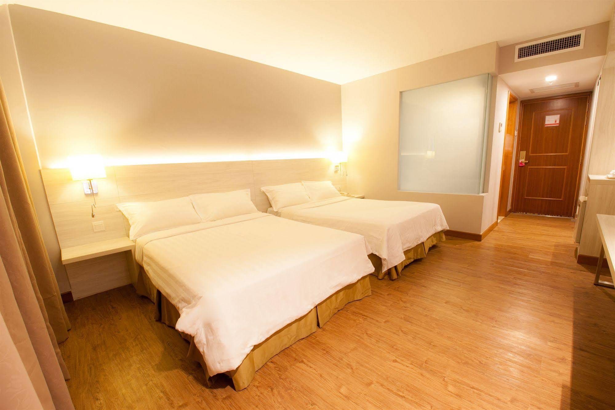 ג'ורג' טאון Hotel Malaysia מראה חיצוני תמונה